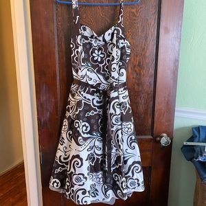 Flirty fun dress perfect for summer.